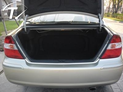 ขายด่วนรถเก๋ง TOYOTA CAMRY ปี2003  2.0E เกียร์ออโต้ แอร์ดิจิตอล AUTO AIRBAGคู่ ABS เบาะหนังแท้ เครื่องเสียงมีCD FULL OPTION แอร์จอ สีเดิม  ไม่เคยชน พร้อมใช้งาน  ภายในใหม่มาก เครื่องดีมาก  วิ่งน้อย  รถสวยสมบูรณ์ รับรองไม่เคยชน ไม่เคยติดแก๊ส นัดดูรถได้ที่ถน