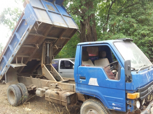 ขายหกล้อดั้มด่วน