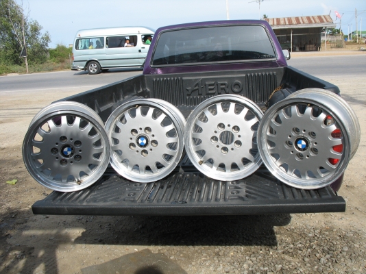 *** ขาย ล้อแม็ก BMW 5 รู ขอบ 15 นิ้ว ***