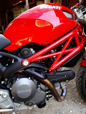 ขายหรือแลก DUCATI 795 รถออกศูนย์ทองหล่อ