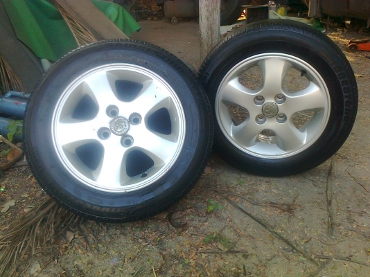ขายล้อแม็ก ขอบ 14 ของวีออส มี 4 วงครบ