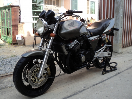 วุฒินนบุรี//ขาบ CB400sfปี98เวอร์ชั่นSคาบูไฟฟ้าสภาพสวยกริ๊บเครื่องดีมาก