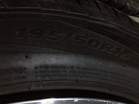 ขายแม็กมือ2 ลายBBS ขอบ15 กว้าง 8.25 4รู100/114+ยางปี12 ราคา11,900 บาท ราคาถูก
