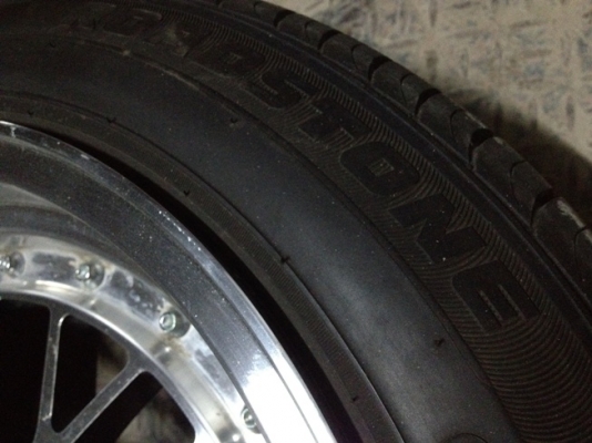 ขายแม็กมือ2 ลายBBS ขอบ15 กว้าง 8.25 4รู100/114+ยางปี12 ราคา11,900 บาท ราคาถูก