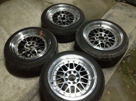 ขายแม็กมือ2 ลายBBS ขอบ15 กว้าง 8.25 4รู100/114+ยางปี12 ราคา11,900 บาท ราคาถูก