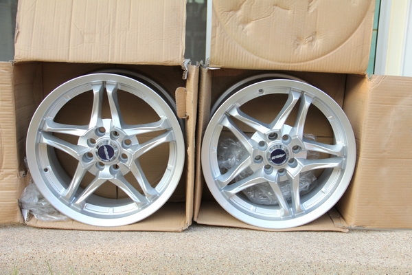 ขายล้อ ขอบ16" 4/100 และ4/114 ของใหม่ ราคาโดนใจ