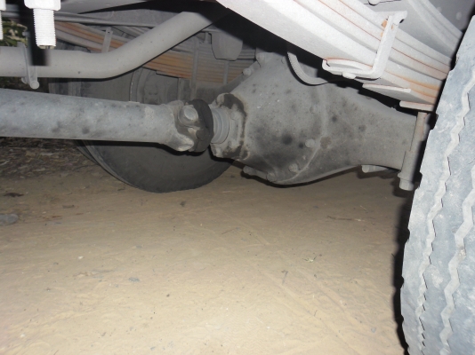 หกล้อMITSUBISHI เครื่อง140 แรง ยาว5 เมตร คันซีสวยเอกสารทะเบียนเต็ม สนใจโทรมานะครับ