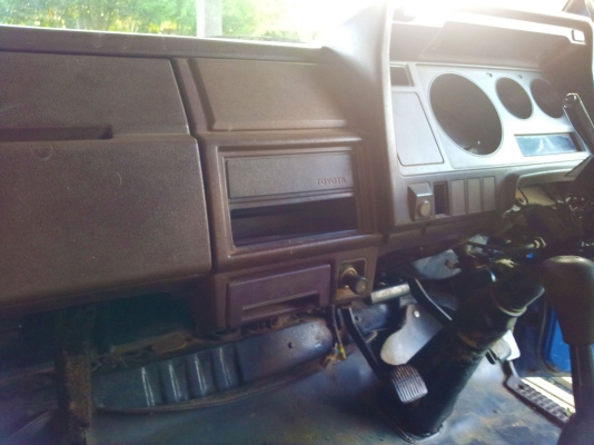 ขายรถ 6ล้อ TOYOTA DYNA 115 แรง