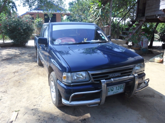 รถกระบะISUZU TFR 2500ปี่ 2540 พวงมาลัยธรรมดา ทะเบียนเอกสารพร้อม แอร์เย็น เครื่องดีแห้งเจ้าของอยากขาย