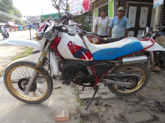 Yamaha DT 200cc สภาพเดิมๆ