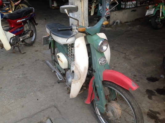 ขายรถc100มีทะเบียนราคา40000 ขายรถc100มีทะเบียนราคา40000