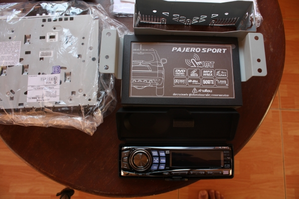 วิทยุพร้อมจอ monitor สำหรับ Pajero sport