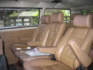 รถตู้โฟล์ค