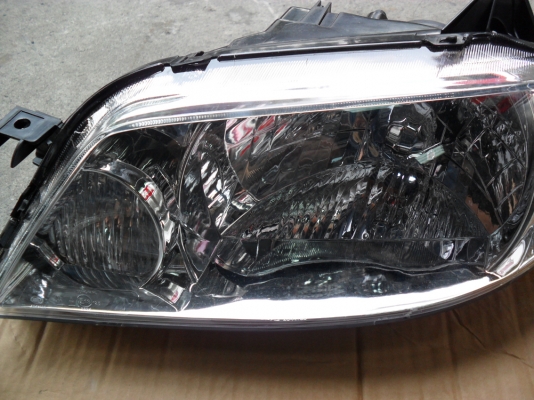 ไฟหน้า mazda 323 protege ไฟหน้า mazda 323 protege