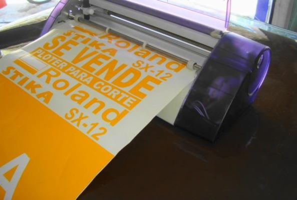 เครื่องตัดสติ๊กเกอร์ roland sx12