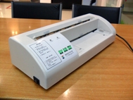 เครื่องตัดนามบัตรอัตโนมัติ