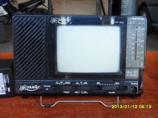 ขาย tv family จิ์๋ว ขาวดำสภาพสวยหายากแล้วใช้งานได้ทุกอย่าง