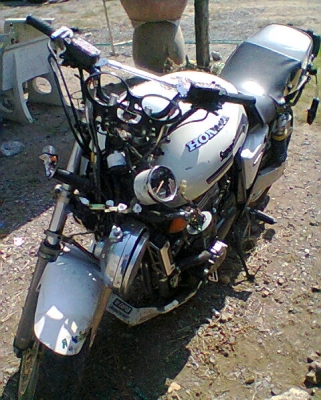 ขาย Cb1000 รถเกิดอุบัติเหตุ ล้มมา ราคาไม่แฟง ขาย Cb1000 รถเกิดอุบัติเหตุ ล้มมา ราคาไม่แฟง