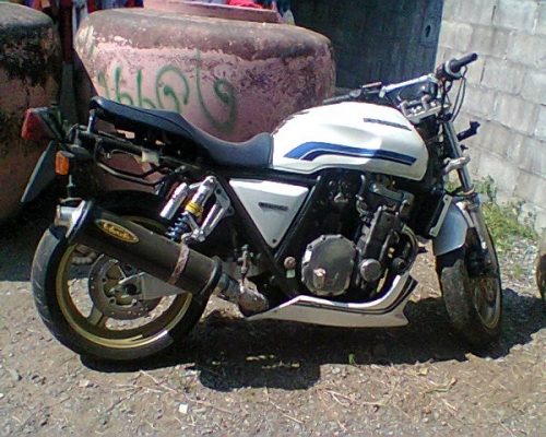 ขาย Cb1000 รถเกิดอุบัติเหตุ ล้มมา ราคาไม่แฟง