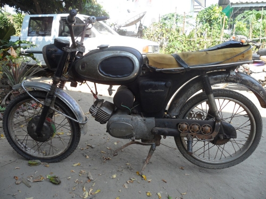 ขาย Suzuki a100-Mark1 แห้งๆ มีทะเบียน 8700บาท ขาย Suzuki a100-Mark1 แห้งๆ มีทะเบียน 8700บาท