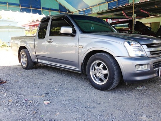 ISUZU D-MAX CAB SLX ปี2004 เครื่อง 1JZ ราคา 285000 ด่วนๆ