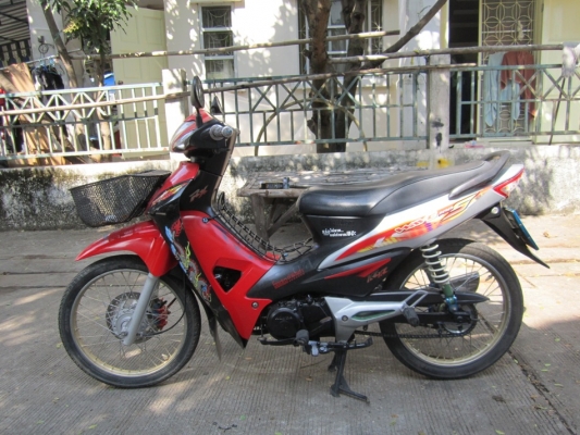 ขายด่วน wave100sปี48รถบ้านเครื่องดีเดิมๆทะเบียน-โอน