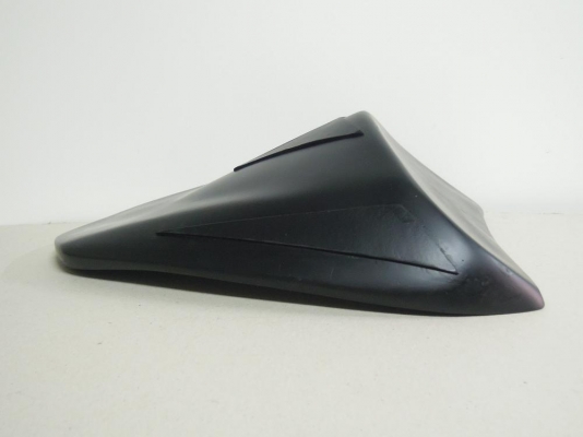 ขาย ครอบเบาะท้าย ER6n ถูกๆราคา800 บาท