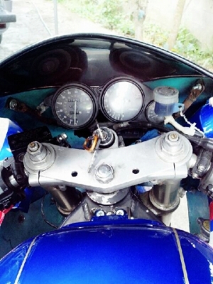 ขายyzf1000 แต่งโหด สวยๆ รถไม่มีปัญหา รับประกันได้