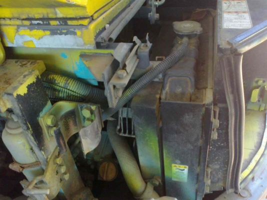 KOBELCO SK20SR (เก่านอกยังไม่ใด้ใช้)คอนโทรนน้ำมัน ปั้มนิ้ว KOBELCO SK20SR (เก่านอกยังไม่ใด้ใช้)คอนโทรนน้ำมัน ปั้มนิ้ว