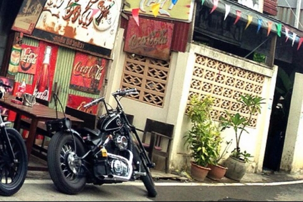 ขาย Vulcan 400 แต่ง โช้คหน้าสปิงเกอร์ 15x,xxx ขับหล่อๆ