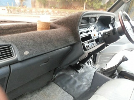 รถตู้ HIACE สวยเดิม เครื่องดีเซลแน่น แอร์พร้อม เบาะครบๆ