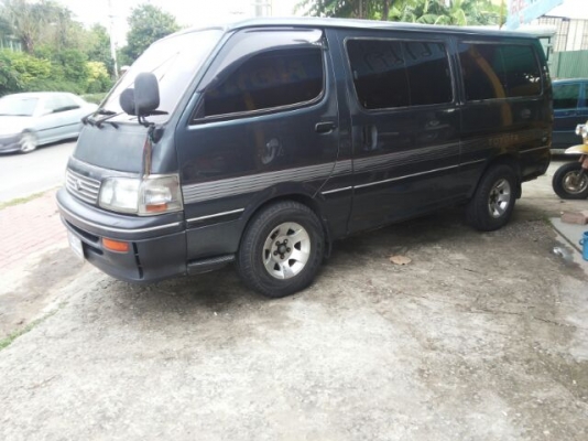 รถตู้ HIACE สวยเดิม เครื่องดีเซลแน่น แอร์พร้อม เบาะครบๆ