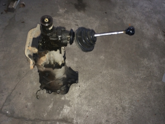 ขายเกียร์มาสด้า 4เกียร์ ถูกๆ ขี้เกียจเก็บแล้ว