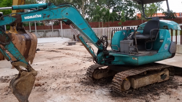 ขาย KOMATSU PC 20-7