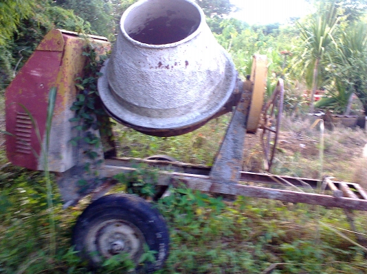 เครื่องโม่ปูนพร้อมล้อลาก