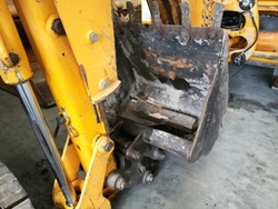 รถตักหน้าขุดหลัง JCB 3CX S/N:0922952 นำเข้าเองจากอิตาลี สนใจโทร. 080-6565422 (หนิง)