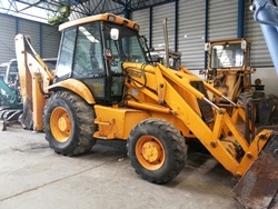 รถตักหน้าขุดหลัง JCB 3CX S/N:0922952 นำเข้าเองจากอิตาลี สนใจโทร. 080-6565422 (หนิง)