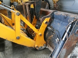 รถตักหน้าขุดหลัง JCB 3CX S/N:0922952 นำเข้าเองจากอิตาลี สนใจโทร. 080-6565422 (หนิง)