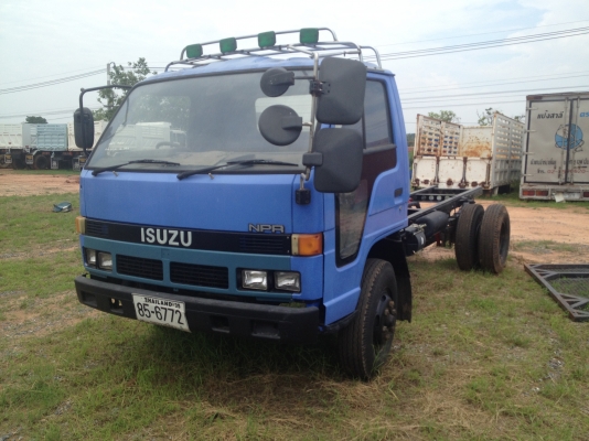 ขาย ISUZU NPR หัวกล่อง เครื่อง 115 แรงม้าระบบน้ำมัน ราคาไม่แพง พร้อมใช้พร้อมเล่มทะเบียน สวยๆ
