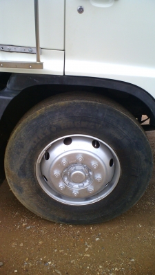 สิบล้อ HINO MEGA FL 220 รถปี48 รุ่นพิเศษ กระบะยาว 7.5 เมตร จัดไฟแน๊นซ์ได้เต็มร้อยเปอร์เซ็นต์ หลุดมัดจำ.