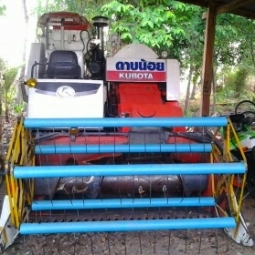 รถเกี่ยวข้าวDC60พลัสพร้อมใช้