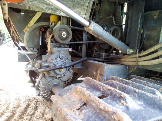 รถเกี่ยวข้าวDC60พลัสพร้อมใช้