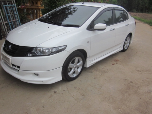 ขายรถเก๋ง Hondy city สภาพสวยเดิมวิ่งน้อย ขายรถเก๋ง Hondy city สภาพสวยเดิมวิ่งน้อย