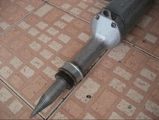 ขายเครื่องขัด-ตัด-เจียรคอยาว 5นิ้ว Makita 9105 750W.