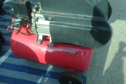 ปั้มลมสภาพเดิมๆครับเเป็นโรตารีพร้อมใช้งานครับราคานี้คุ้มครับ