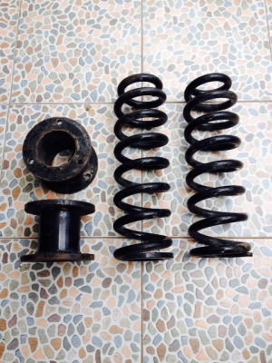 สปริงวีโก้4x4เดิม+รองเหล็ก4นิ้ว กับ สปริงฟอจูนเนอร์ เดิม+รองมิเนียม1นิ้ว
