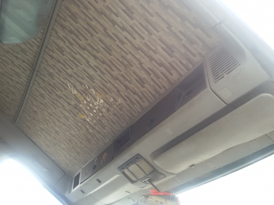 ขายรถ HINO FF3H เครื่อง 195 ซีซี กระจกไฟ้ฟ้า เบรคลมดัน ตู้บรรทุก