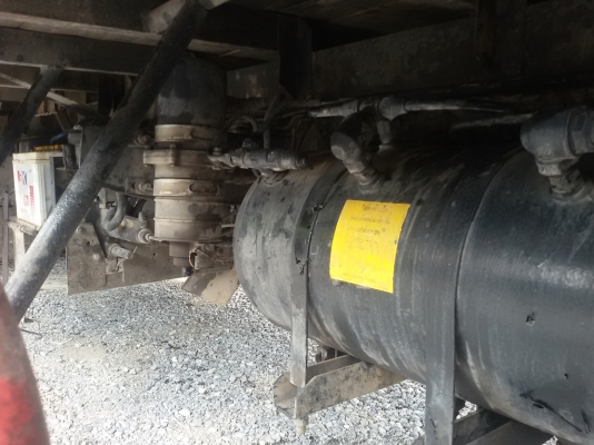 ขายรถ HINO FF3H เครื่อง 195 ซีซี กระจกไฟ้ฟ้า เบรคลมดัน ตู้บรรทุก