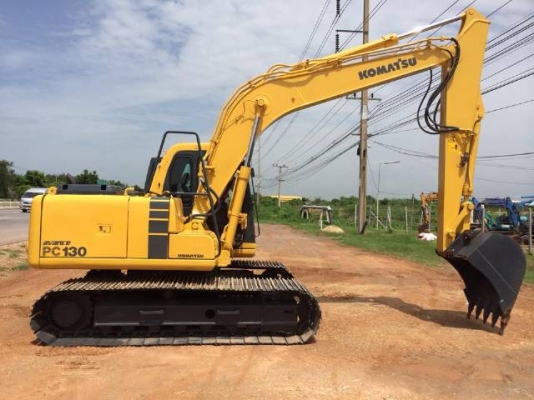 ขายรถแบคโฮ KOMATSU PC130-6 ระบบไฟฟ้าเต็ม ใบแทร็ค 70 ปี 2002 สภาพสวยมาก รถนอกนำเข้าเอง มีVDOการทำงานครับ ขายรถแบคโฮ KOMATSU PC130-6 ระบบไฟฟ้าเต็ม ใบแทร็ค 70 ปี 2002 สภาพสวยมาก รถนอกนำเข้าเอง มีVDOการทำงานครับ