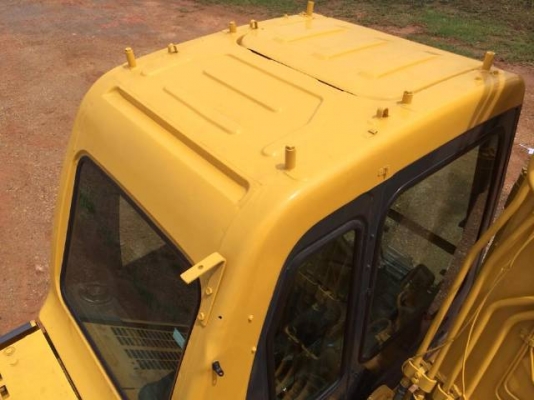 ขายรถแบคโฮ KOMATSU PC130-6 ระบบไฟฟ้าเต็ม ใบแทร็ค 70 ปี 2002 สภาพสวยมาก รถนอกนำเข้าเอง มีVDOการทำงานครับ ขายรถแบคโฮ KOMATSU PC130-6 ระบบไฟฟ้าเต็ม ใบแทร็ค 70 ปี 2002 สภาพสวยมาก รถนอกนำเข้าเอง มีVDOการทำงานครับ